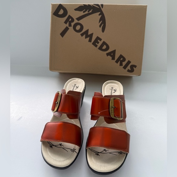 DROMEDARIS - Jesse Leather Wedge Sandals - Picture 1 of 8